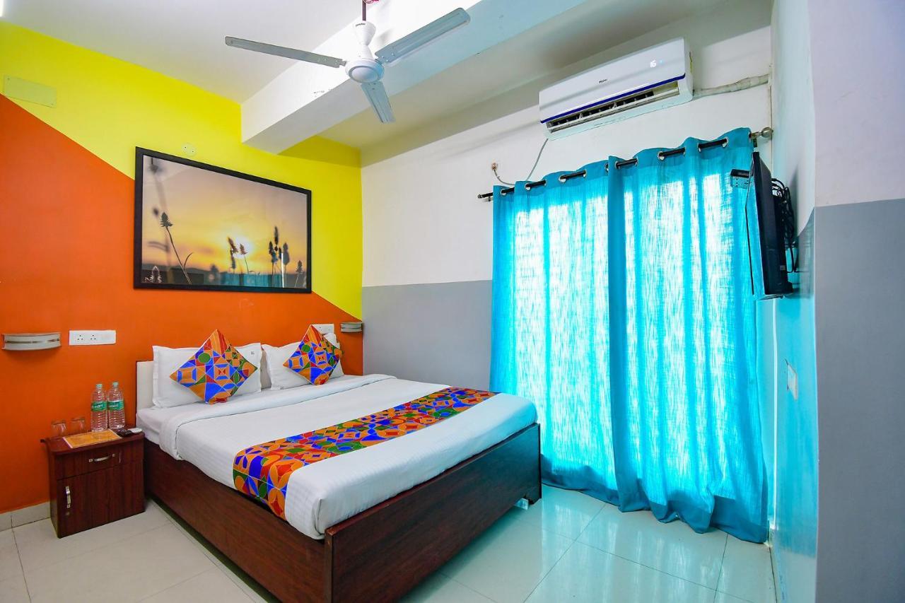 Fabhotel Luxury Stay Liluāh Exterior photo